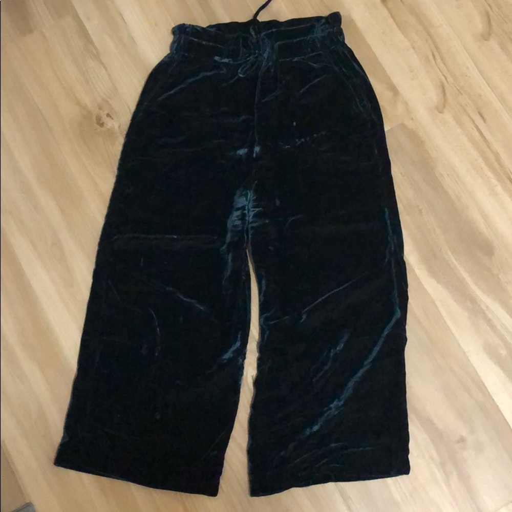 Green velvet cropped wide legs